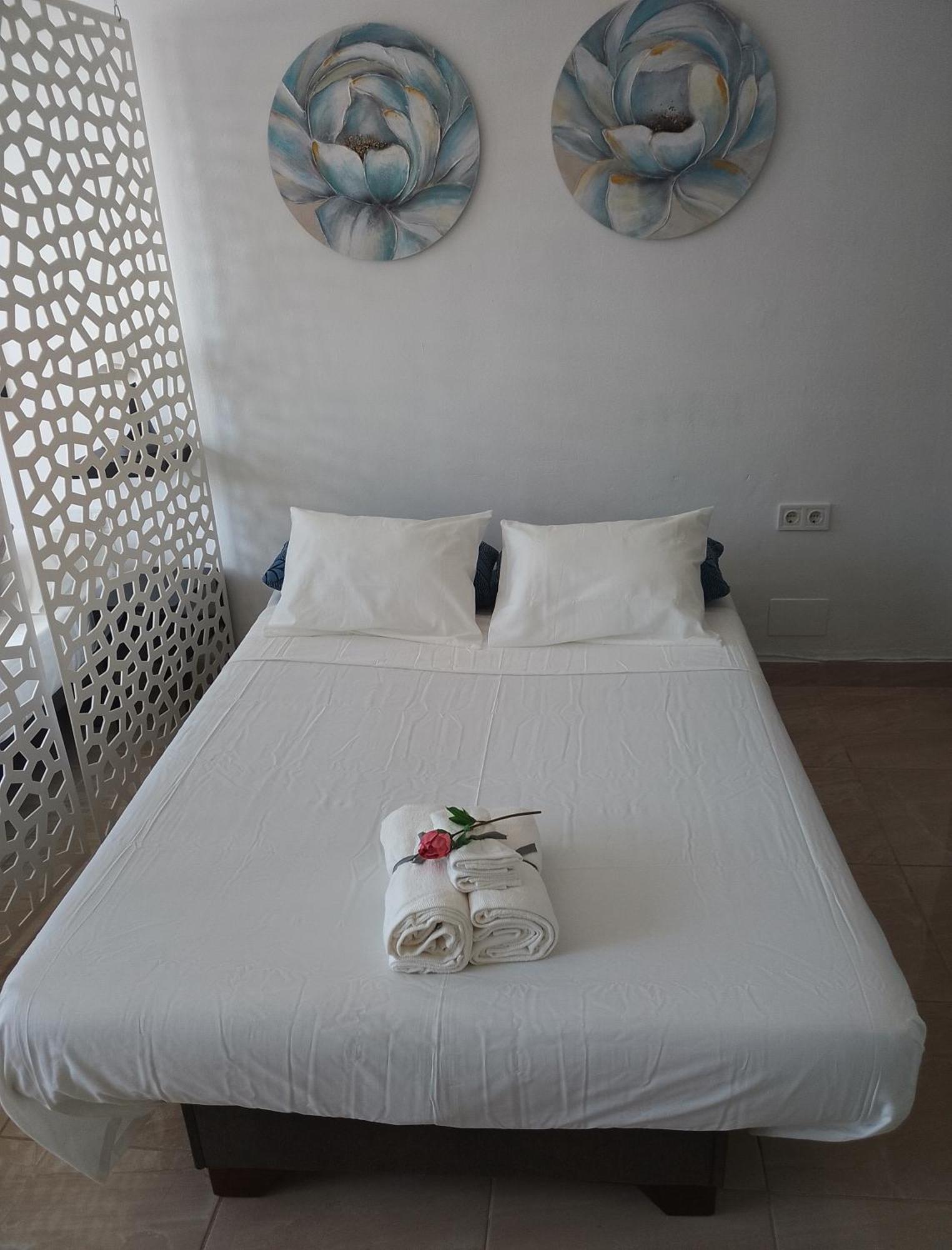 Apartamento Serrano Málaga Exterior foto